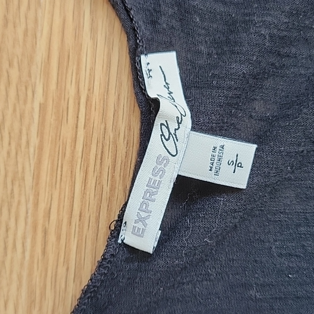 Express Tank Top - Picture 3 of 3
